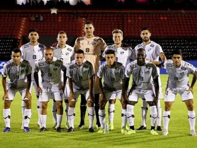 Platense vuelve a Primera en el fútbol argentino