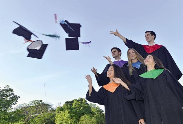 Lanzan convocatoria de Becas de la Fundación Carolina 2021-2022 - Nacionales - ABC Color