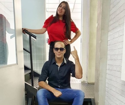 Álvaro Mora retornando a radio y TV