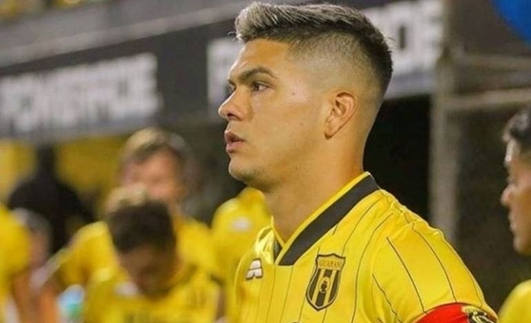 HOY / “Es mentira que Chiqui lo haya llamado”
