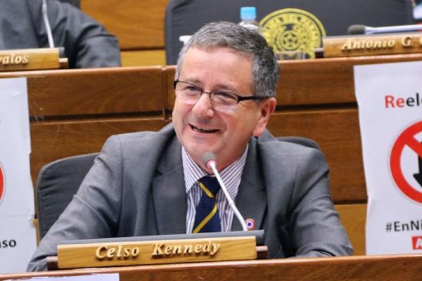 Voto censura a Villamayor: admiten que lobby oficial actúa sobre “pescadores”