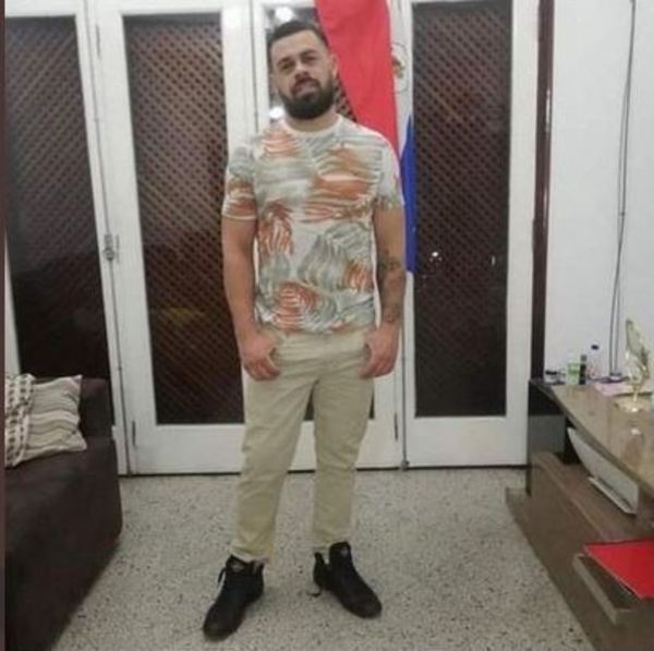 Lo acusaron de “violín” pero la “violada” se fue a pinchar con otro ndaje