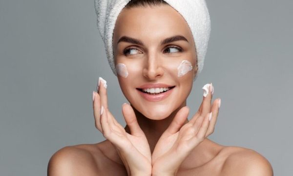 9 ingredientes antiedad que debe tener una crema para que sea eficaz.