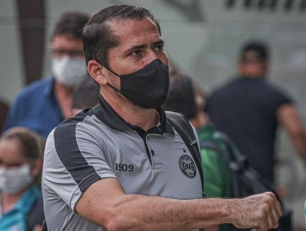 Morínigo sigue sin perder con Coritiba, pero no escapa de la zona del descenso