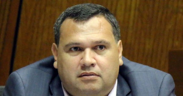 La Nación / Maidana sobre Alegre: “Quiere aprovechar esto, para estar de nuevo en el tapete”