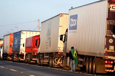 Fracasa la convocatoria de huelga de los camioneros en Brasil - MarketData