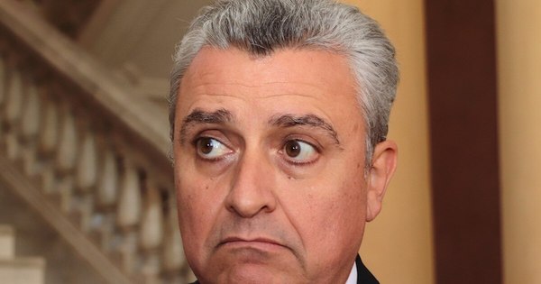 La Nación / En Diputados faltan pocos votos para censurar a Villamayor, afirman