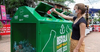 La Nación / Coca-Cola habilitó sus espacios de verano con mensajes sustentables