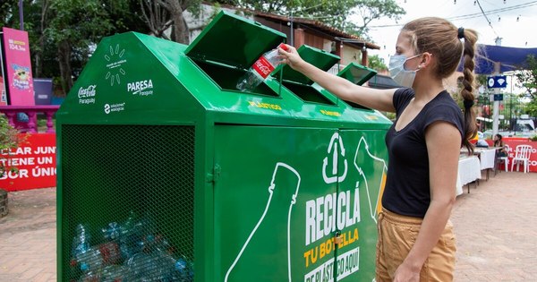 La Nación / Coca-Cola habilitó sus espacios de verano con mensajes sustentables
