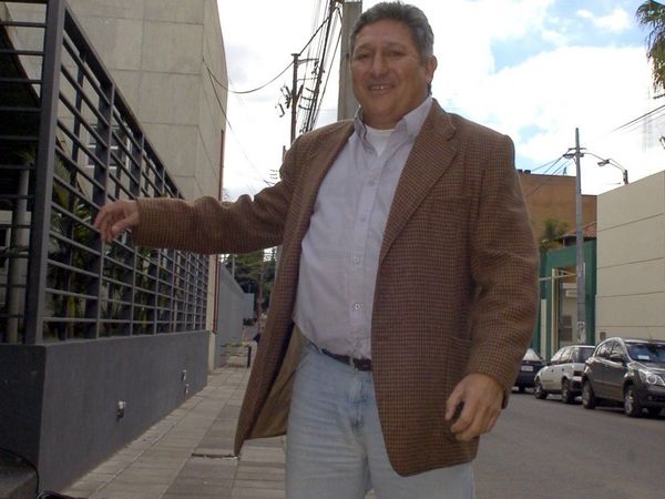 Romerito se candidata para concejal de Luque