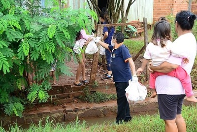 Desabrigados reclaman AYUDA a la comuna y Prieto pide DONATIVOS