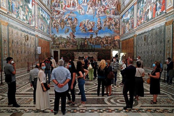 Tras 88 días cerrados, reabren los Museos Vaticanos