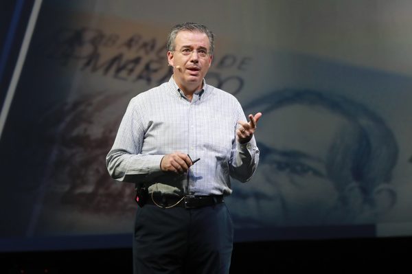 El gobernador del Banco de México prevé depreciación del peso si reforman su ley - MarketData