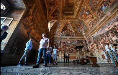 El Vaticano vuelve a abrir sus museos