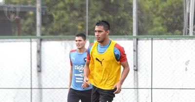 La Nación / Arce consolida al equipo