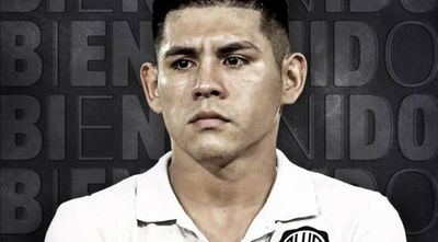 Olimpia oficializa el retorno de Saúl Salcedo