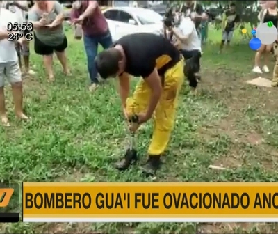 Ejemplo de amor y servicio: Bombero fue ovacionado en Villa Elisa