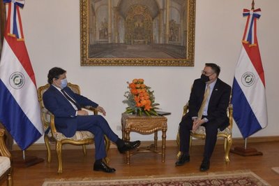 Paraguay afianza vínculos de cooperación con Estados Unidos y la CAF | .::Agencia IP::.