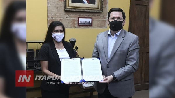 HISTÓRICA FIRMA DEL CONVENIO FEPASA-LEANDRO OVIEDO PARA EL FOMENTO DE SALITRE CUE