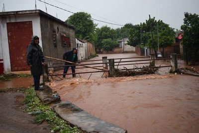 Paraguarí y Coronel Oviedo son las ciudades con más cantidad de lluvia caída - Nacionales - ABC Color