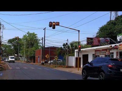 PREOCUPA CANTIDAD DE MOTOCICLISTAS QUE NO RESPETAN SEMÁFORO EN CAMBYRETA