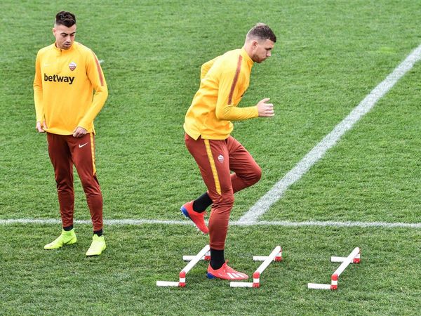 Dzeko vuelve a entrenarse con Roma tras su altercado con Fonseca