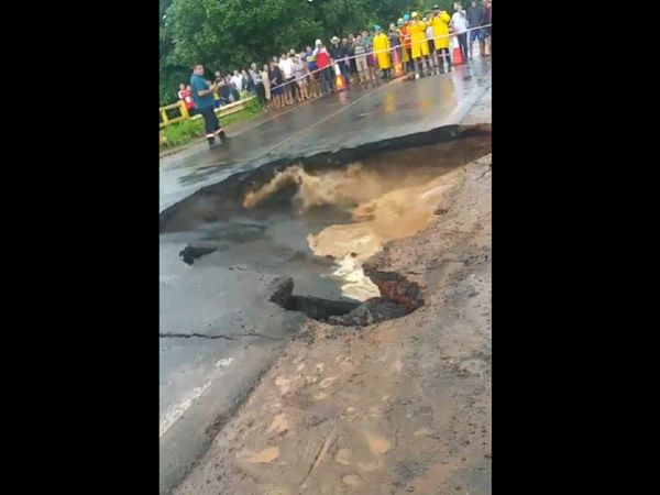 Ruta PY02: Video capta el desplome de un puente en Itacurubí