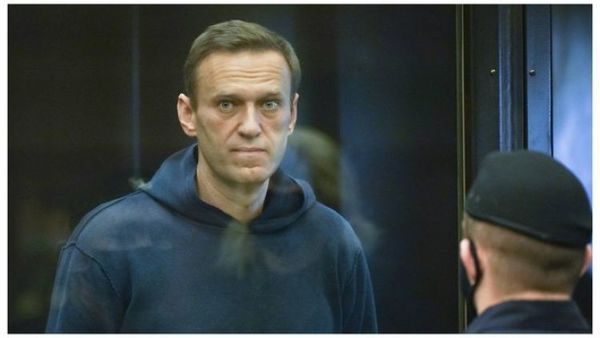 Líder de la oposición ruso Navalny es sentenciado a prisión