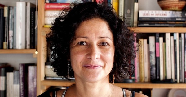 La Nación / Pilar Quintana, premio Alfaguara de novela con su drama familiar “Los abismos”