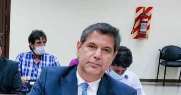 La Nación /  Condenan a un hombre a 24 años de cárcel por el feminicidio de su expareja