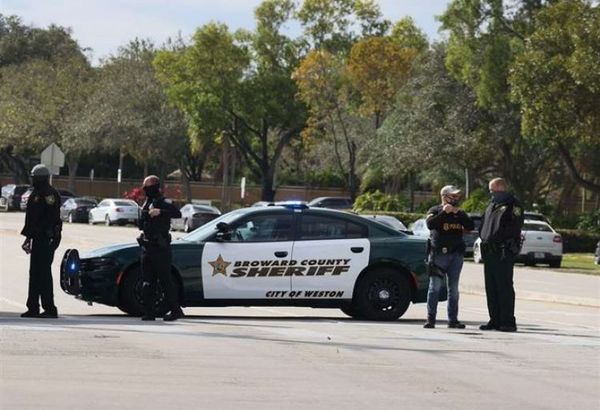 Mueren dos agentes del FBI por disparos durante un registro de una vivienda en Miami