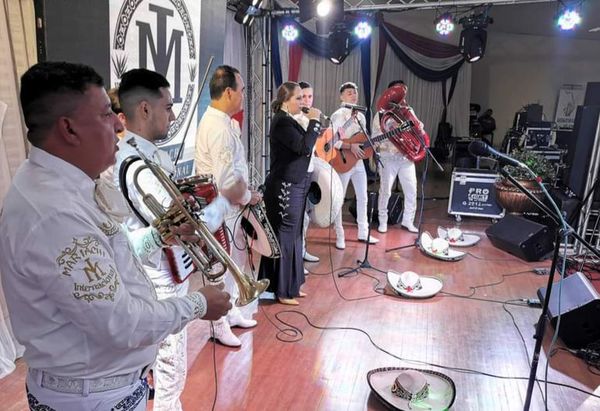 Con serenata online, CDE celebra su 64 aniversario y honra a su patrono San Blas - ABC en el Este - ABC Color