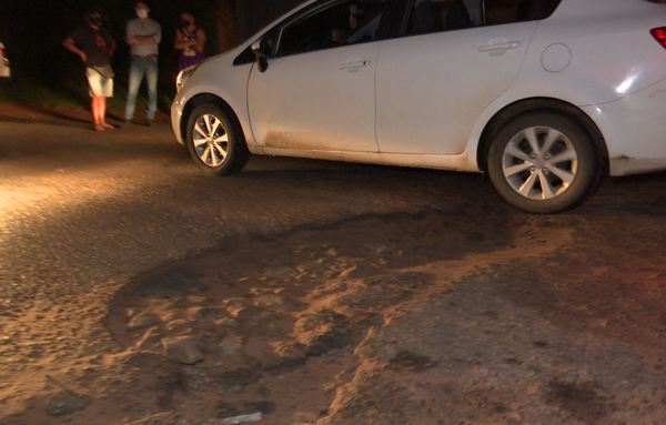 Intentó desviar un bache, y mató a un transeúnte
