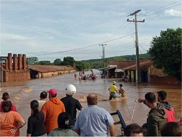 Más de 500 familias afectadas por inundaciones en Tobatí