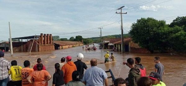 Más de 500 familias afectadas por inundaciones en Tobatí