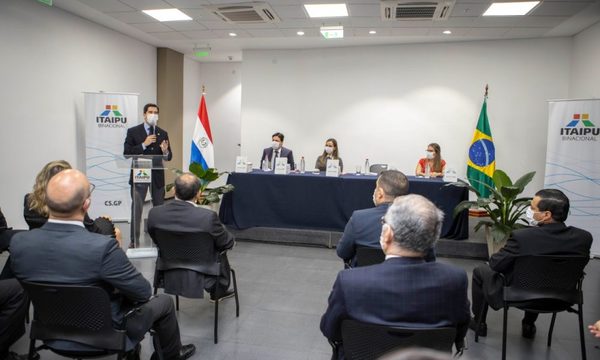 La Dirección Jurídica Ejecutiva presentó una nueva edición del Régimen Jurídico Normativo de ITAIPU
