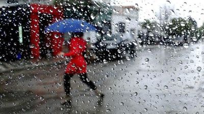 Miércoles caluroso, lluvioso y con alerta de tormentas