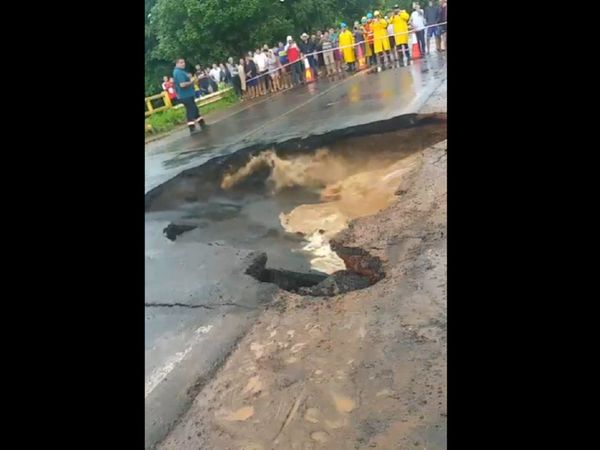 La ruta PY02 en Itacurubí continúa bloqueada tras colapsar puente