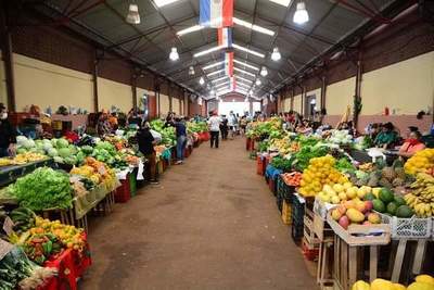 Feria de hortigranjeros fomenta la agricultura familiar paraguaya