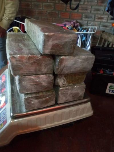 Condenan a 15 años exagentes antidrogas que comerciaban droga incautada - Nacionales - ABC Color