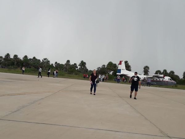 Destreza de pilotos logra evitar accidente de avión militar en Fuerte Olimpo - Nacionales - ABC Color
