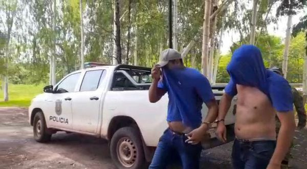 Tras asalto delincuentes se llevan un automóvil y terminan detenidos por la policía en Yby Yaú