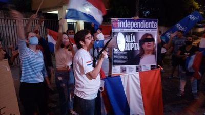 Durante recordación de la caída de la dictadura, afirman temen por la vida de líder opositor  - Nacionales - ABC Color