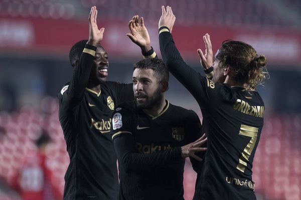Barcelona remonta sobre la campana para meterse en semifinales - Fútbol - ABC Color