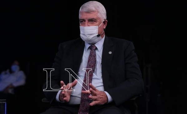 HOY / Wiens ve "lo positivo de la desgracia" y responde a lluvias de denuncias por corrupción