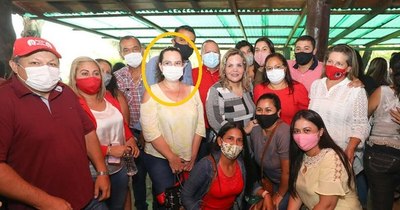La Nación / Cónsul hace campaña a favor de candidato de Samaniego