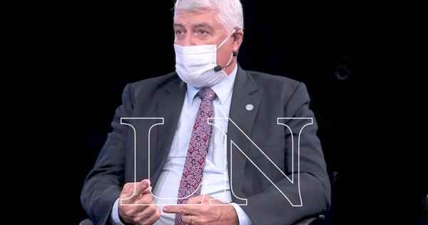 La Nación / Arnoldo Wiens responde que investigarán las acusaciones
