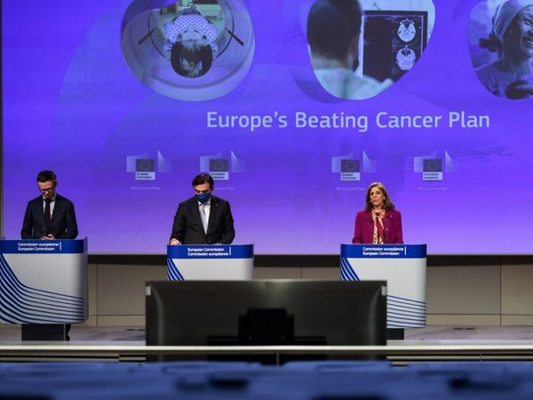 UE lanza ambicioso plan integrado de combate al cáncer