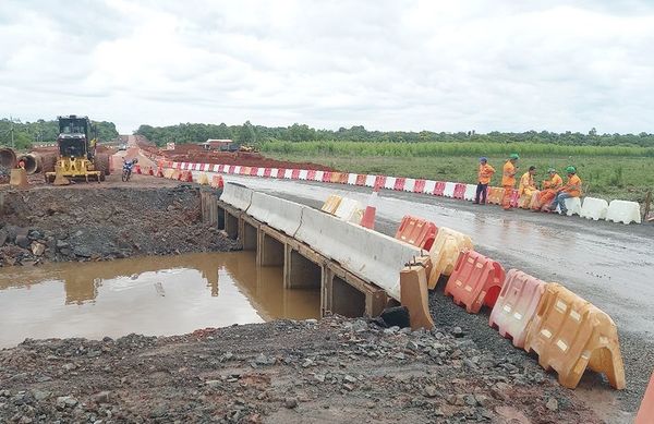 Temporal desvela deficiente obra vial inaugurada hace tres semanas - Nacionales - ABC Color