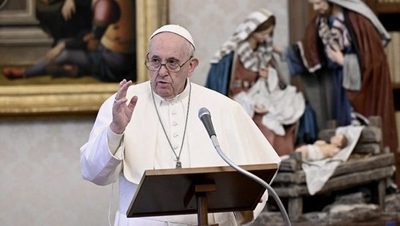 El papa Francisco recibió la segunda dosis de la vacuna de Pfizer